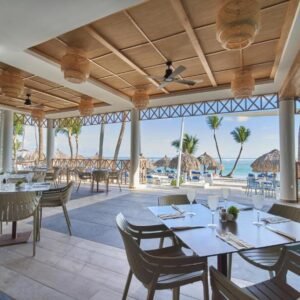 Restaurante con vista al mar de Bahía Príncipe Turquesa